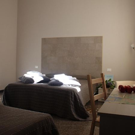 B&B Cernaia 42 La Spezia Phòng bức ảnh